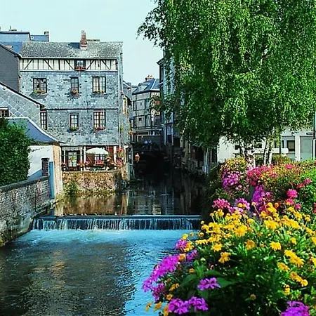 Cosy Centre-ville 20mn D'honfleur
